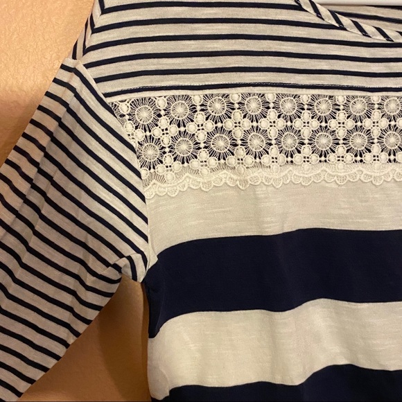 NWT Lauren Conrad 3/4 Sleeve Tee - Picture 3 of 6